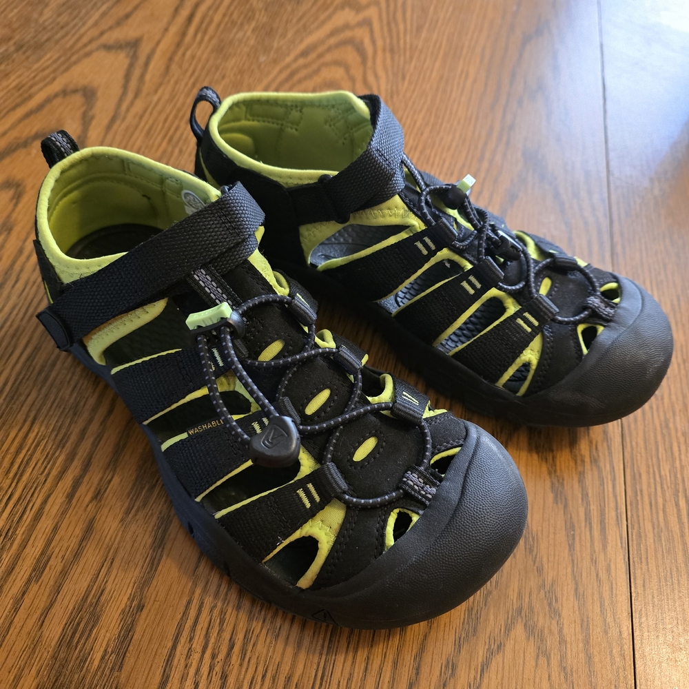 Kids Black and Green Sandals